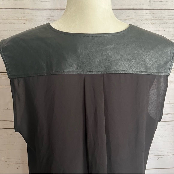 BCBG drape front top - Picture 5 of 7